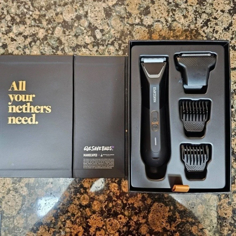MANSCAPED The Lawn Mower 5.0 Ultra Essentials Kit Electric Trimmer Shaver *Open